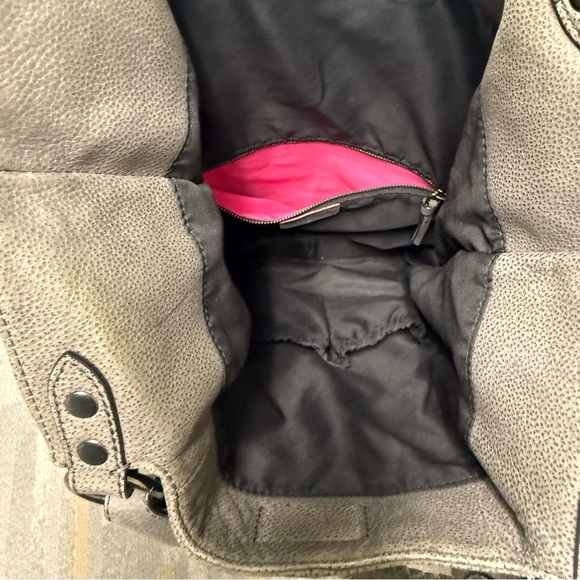 Elliott Lucca Gray Leather Tote Bag - Picture 8 of 10